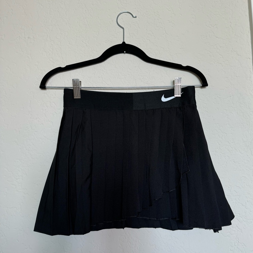 Nike Women's Core Advantage Pleat Skirt